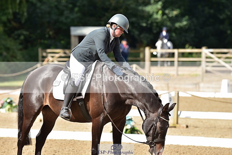 250719A-100550-03515 - 019-Bryony.Lovell-Williams-Broadtown.Man.In.The.Mirror