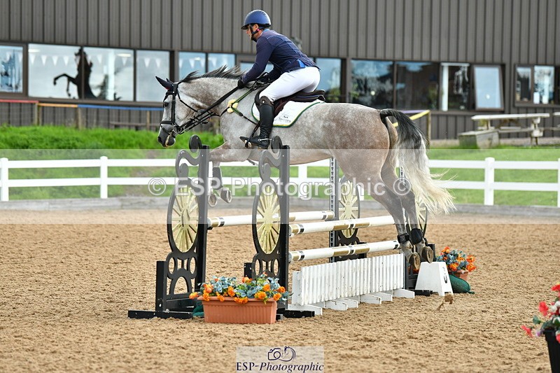 230813A-085931-10931 - Cls 39 A&B British Novice & 90cm Open