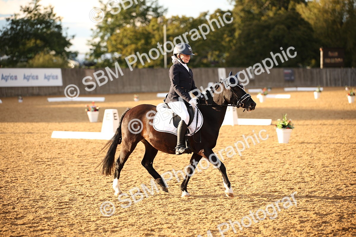 SBM_13289_D3 - Small Tour Championship - Intro A - Emma G.