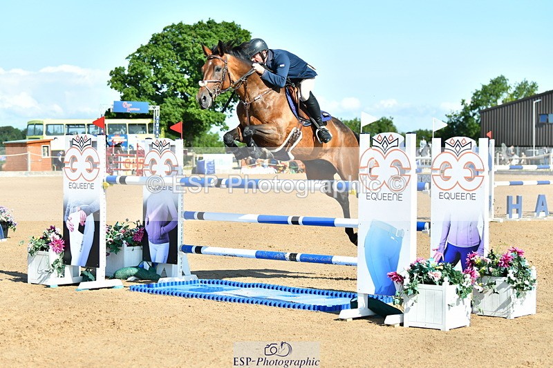 230720A-093644-01760 - Cls 1, 2 Star Small 1.30m