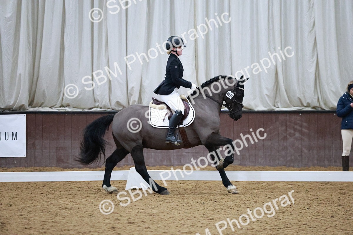 SBM_000564 - Class 7-6 - Novice 3-Novice 2