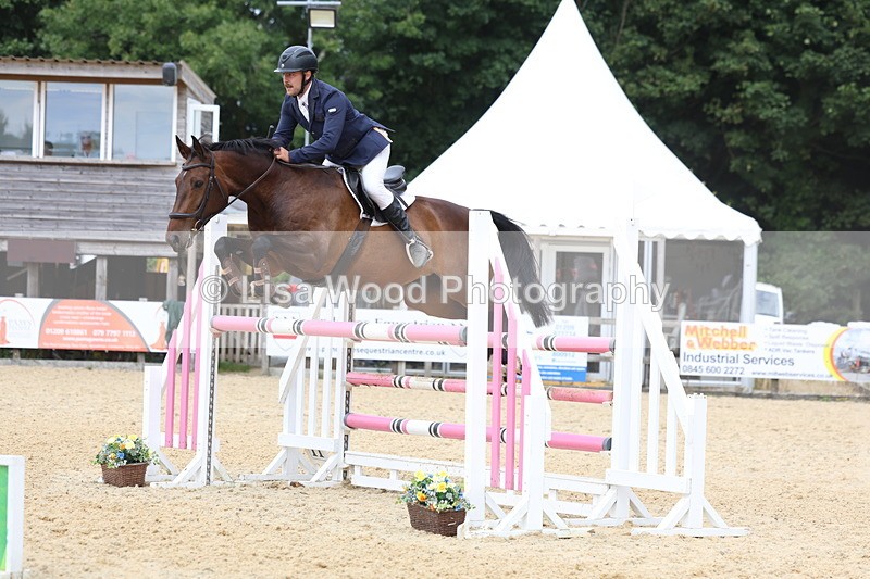 3E7A6369 - Class 8: Senior Newcomers/1.10m open