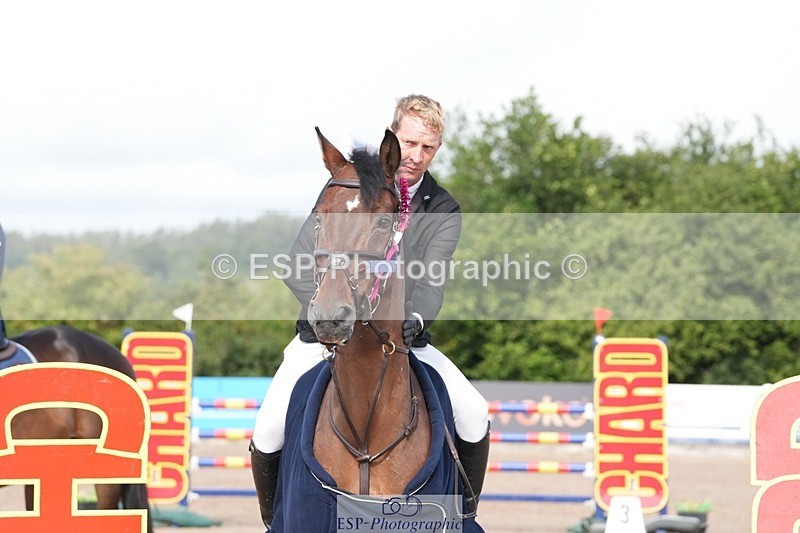 250720-094911-18217 - Cls16, 1 Star Silver Tour Accumulator