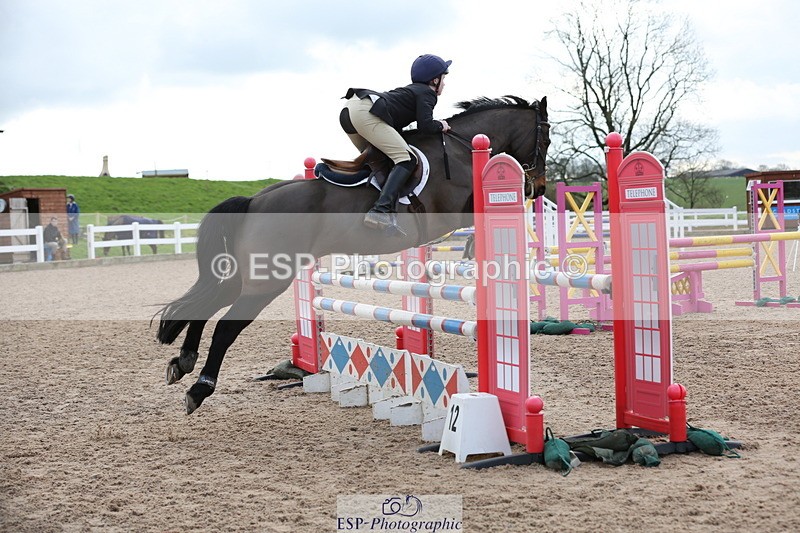 240211A-115948-02656 - Cls 5 Pony Newcomers & 1m Open