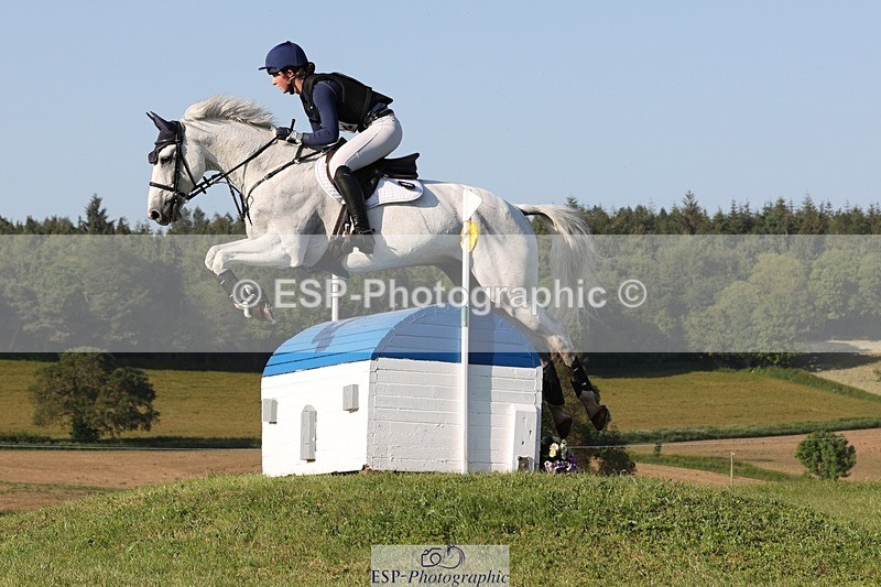 230527-181105-14594 - 172-VELOUMANI_TESS_LY-Aliene_Ruyter-XC