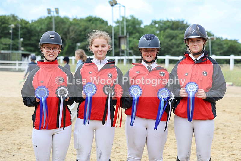 3E7A1175 - Presentation and Team Photos