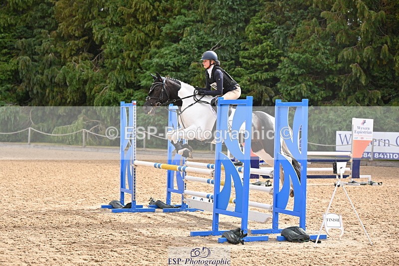 250802A-100512-00386 - B-060-Lola.Straffen-ROSLAY.BABY.BELLE