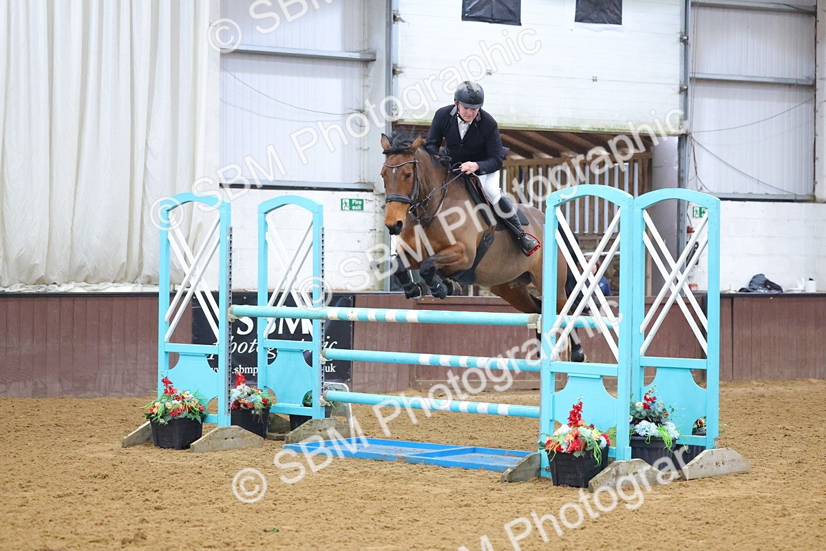 SBM_002041 - Class 15 - Senior Newcomers - First Round (1.10m)