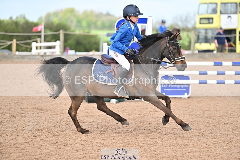240506A-110719-08410 - Cls 3  Pony Discovery & 90cm Open