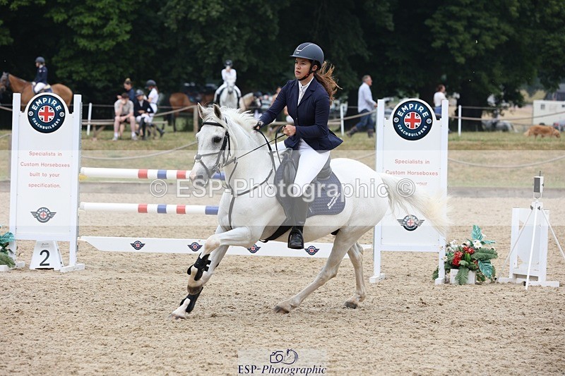 230618-100841-09969 - Cls 19 Pony Intro 1m