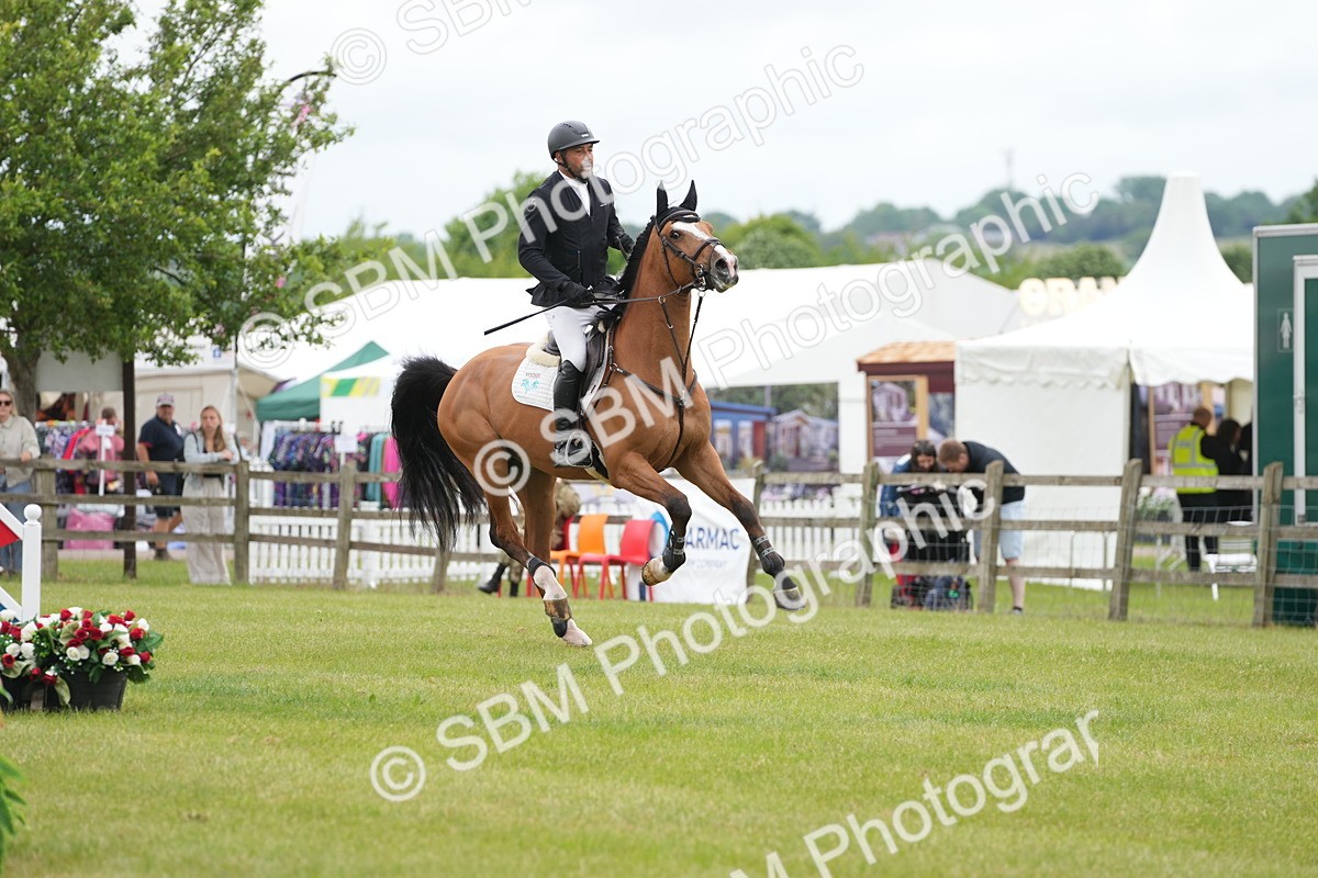SBM_03206 - Class 201 - British Horse Feeds Speedi Beet Horse of the Year Show Grade  C