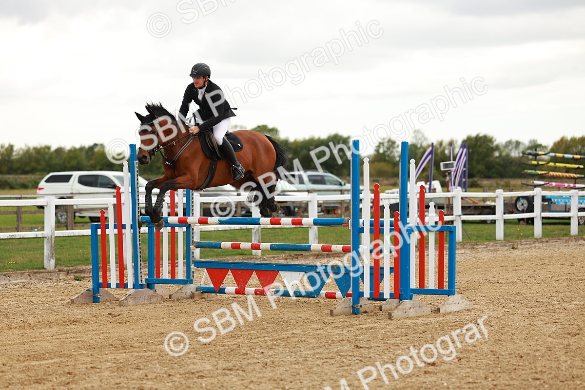 SBM_001484 - Class 4 - Senior Newcomers - 1.10m