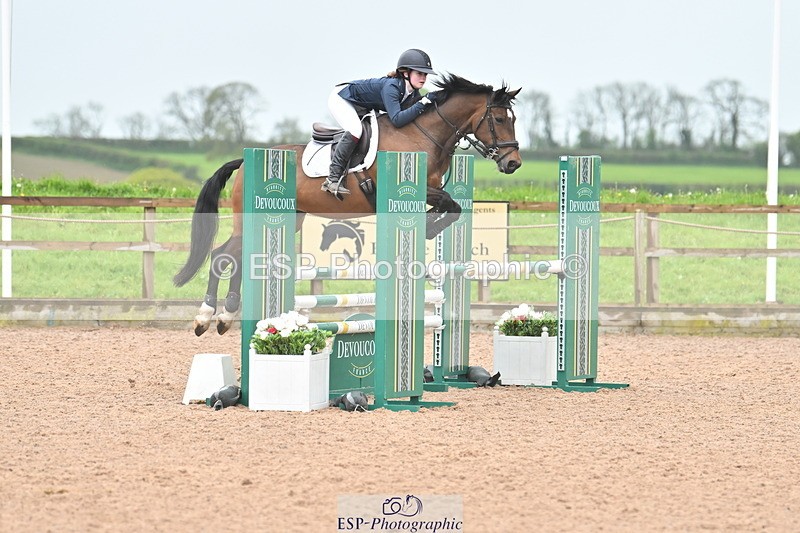240505A-133012-05642 - Cls 5 Pony Foxhunter & 1.10m Open