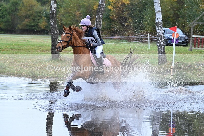 WJ7_0025 - 80cm Cam 2 Water Time 10:24 to 10:44