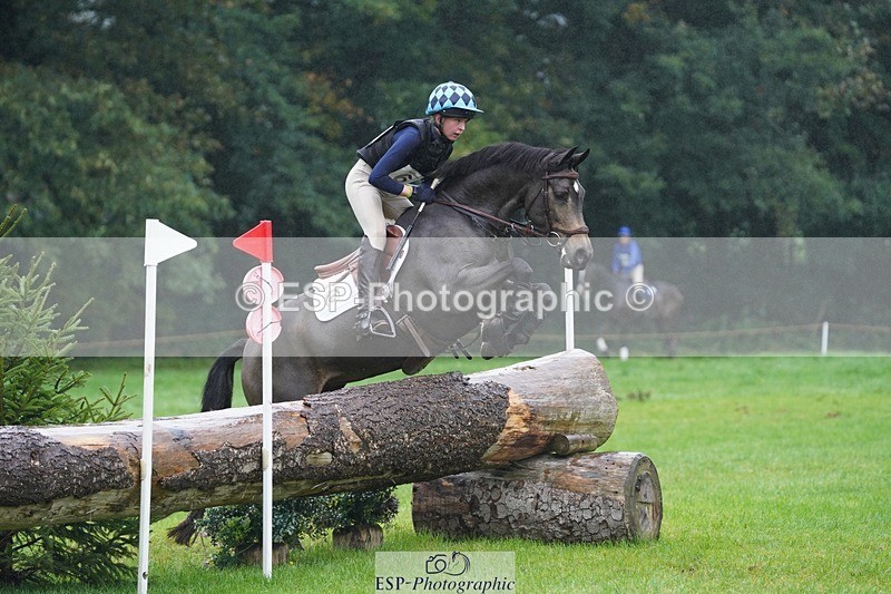 231021-102634-13776 - 629-DP.UK.DUN.SURPRISE-Isla.Kitson-SC+XC