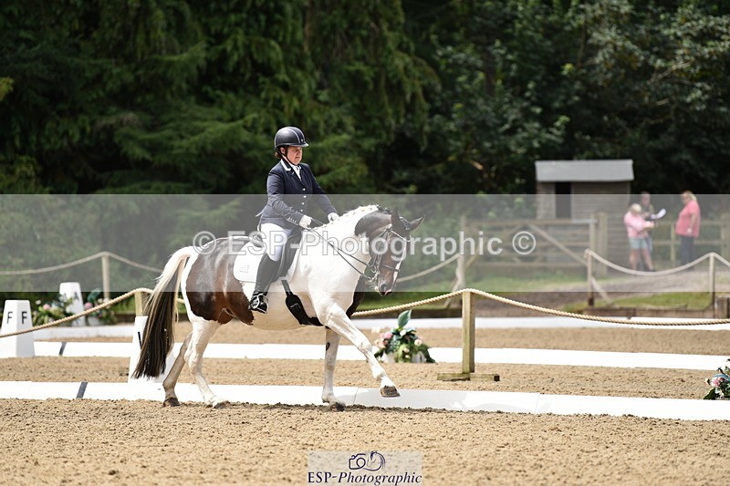 140110A-005750-10784 - 015-Lauren.Picknett-Bonnie.V