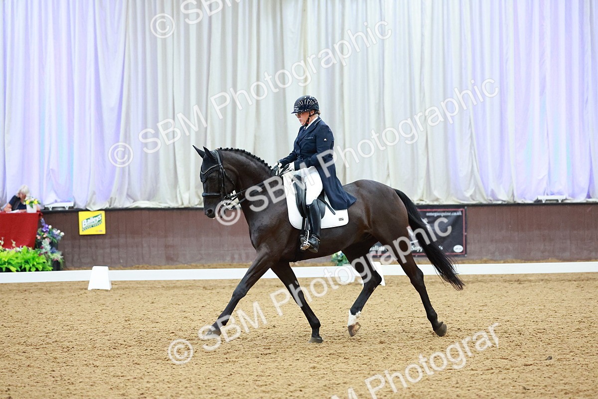 SBM_007691 - Class 9 - FEI INT II - 16.54.17.57