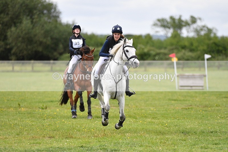 WJ5_3414 - Class 5 80cm Pairs