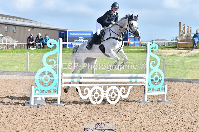 240609A-090239-03204 - Cls 15 Snr British Novice and 90cm Open