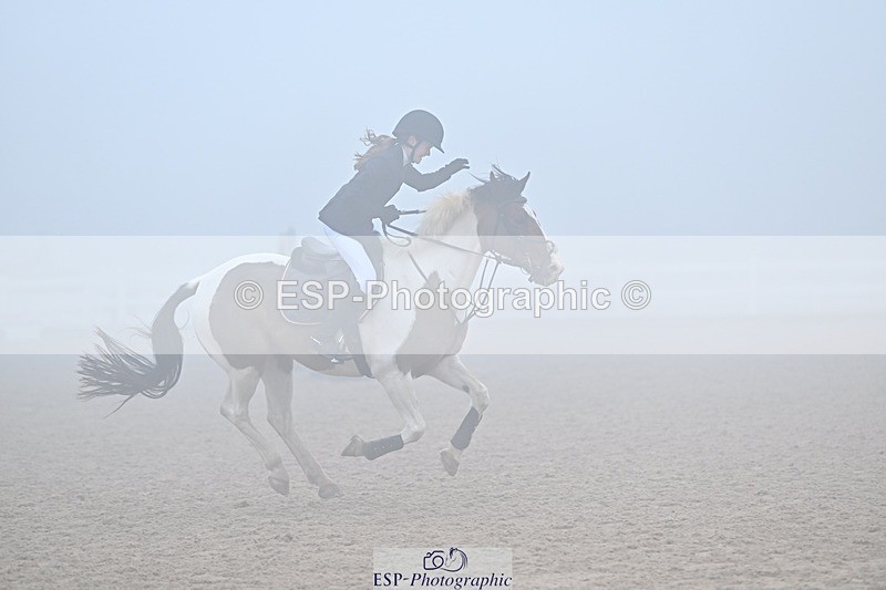 250208-122128-00539 - Cls 9 Pony Newcomers and 1m