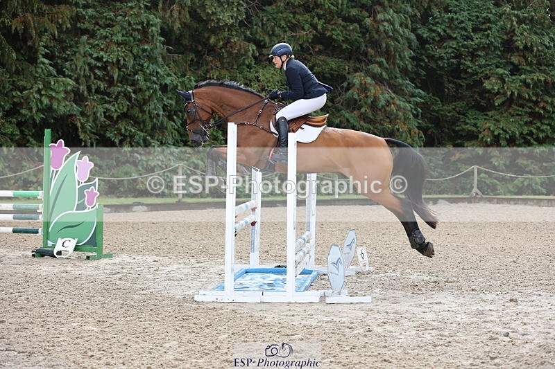 250831A-120457-10091 - Cls 42 Snr 1m Grand Prix