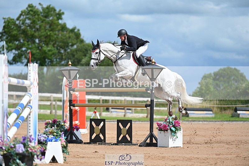 230721A-153437-07316 - Cls 10, 2 Star Big 1.45m Start to break