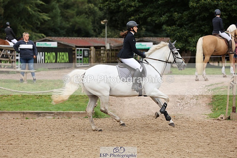 240817-084430-00123 - 01. Clear Round - 80cm