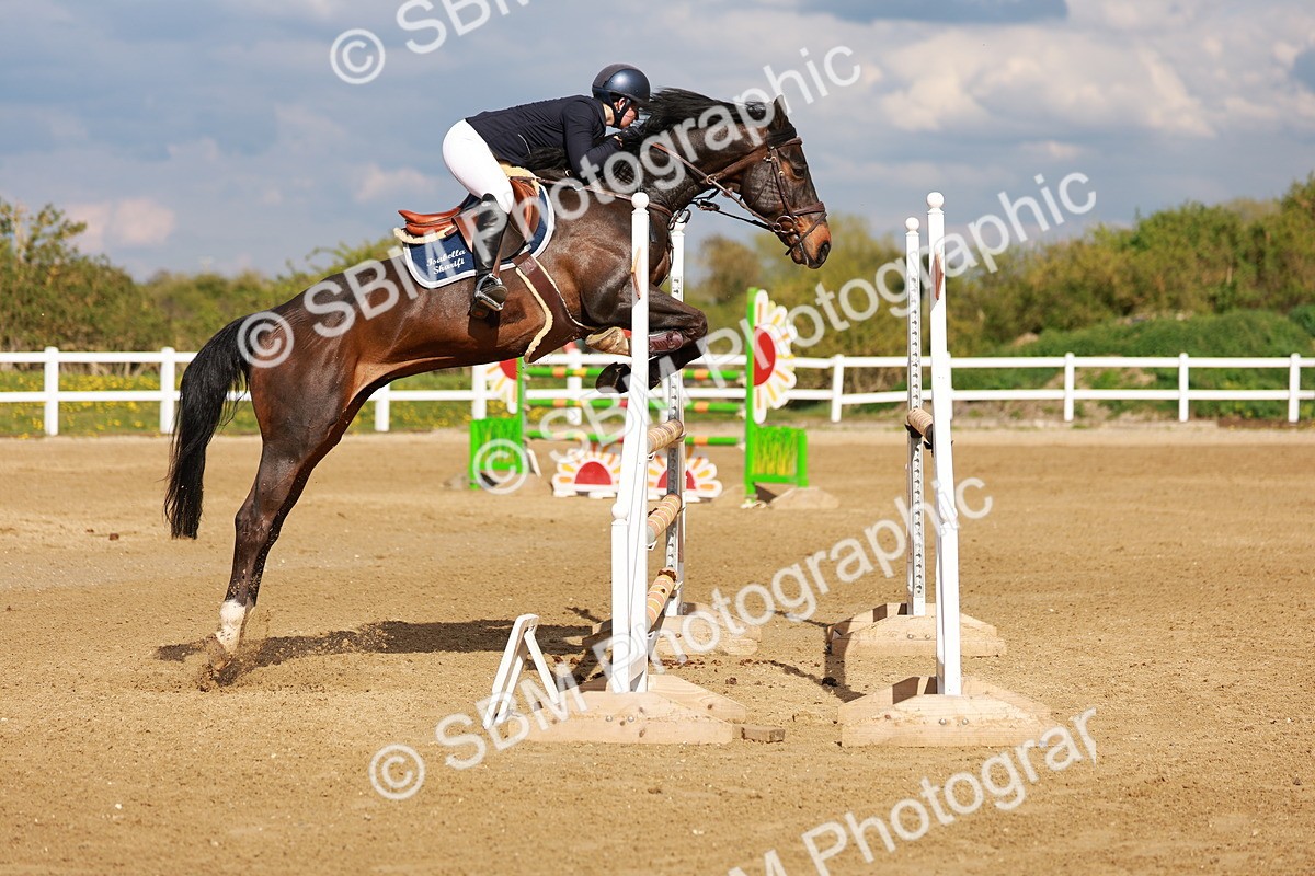 SBM_002528 - Class 5 - Senior Foxhunter - 1.20m