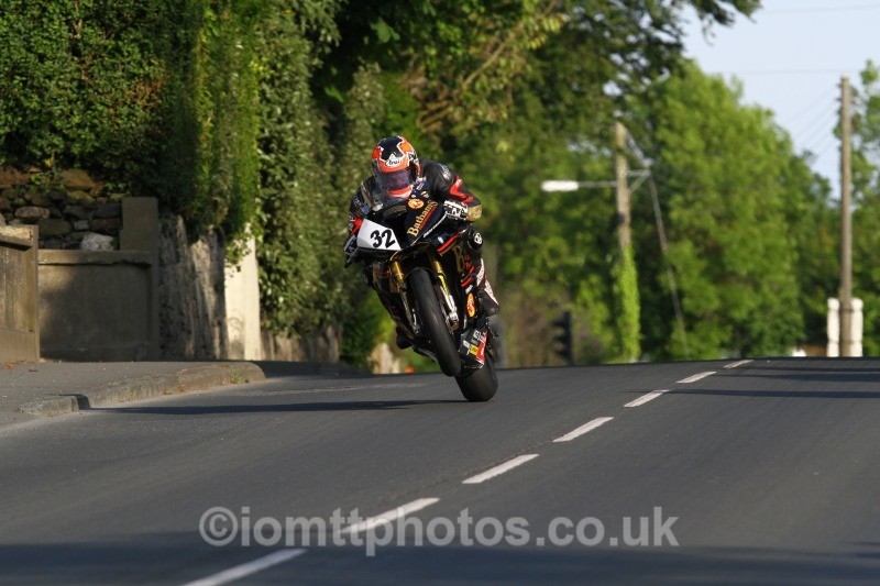 Stephen Thompson BMW / Bathams BMW - Tuesday Practice Solos