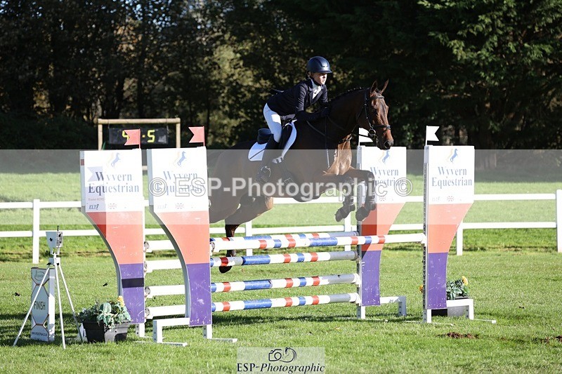 231022-102002-24461 - 658-DANCING.PADDE-Fenella.Redvers-TrotUp+SJ