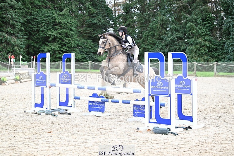 241117-140209-04384 - Cls 3 90-95cm 14.00 to 15.00