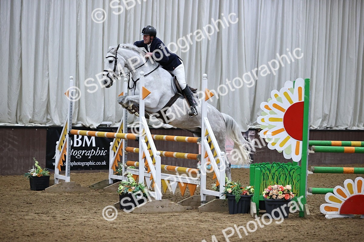 SBM_001505 - Class 4 - Senior Newcomers - 1.10m Open