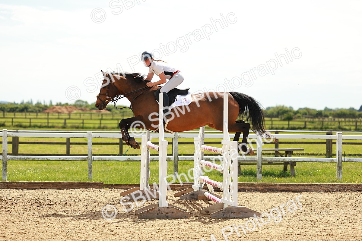 SBM_002448 - Class 4 - Senior Newcomers - 1.10m