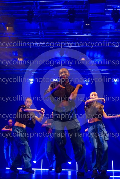 01616 - Noughtie Girl