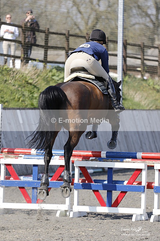 _EST2069 - Bourne Valley Riding Club Winter Showjumping 27/03/22