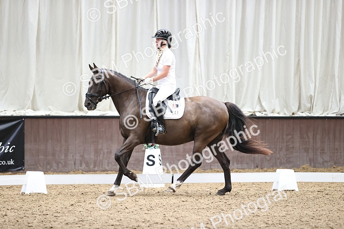SBM_001897 - Novice 4 - 11.15-13.22