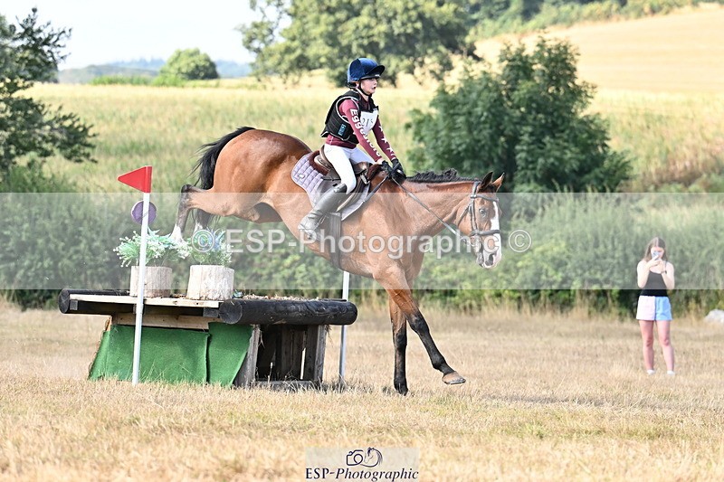 250824A-154430-39333 - 2173-Esmae.Leonard-Red