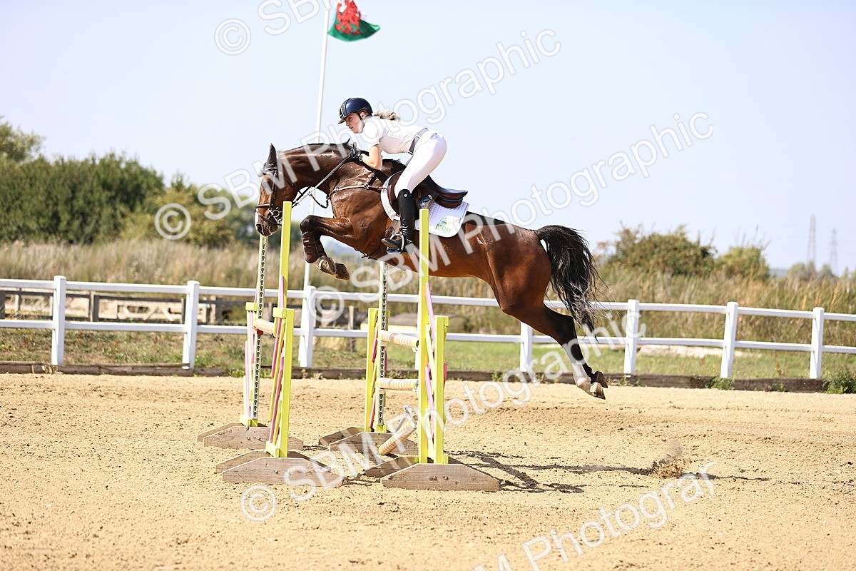 SBM_006867 - Class 13 - Senior Newcomers - 1.10m