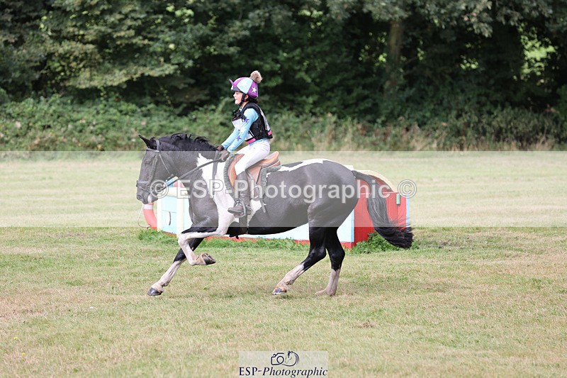 240825X-102515-31584 - 70cm XC 10.00 to 11.00