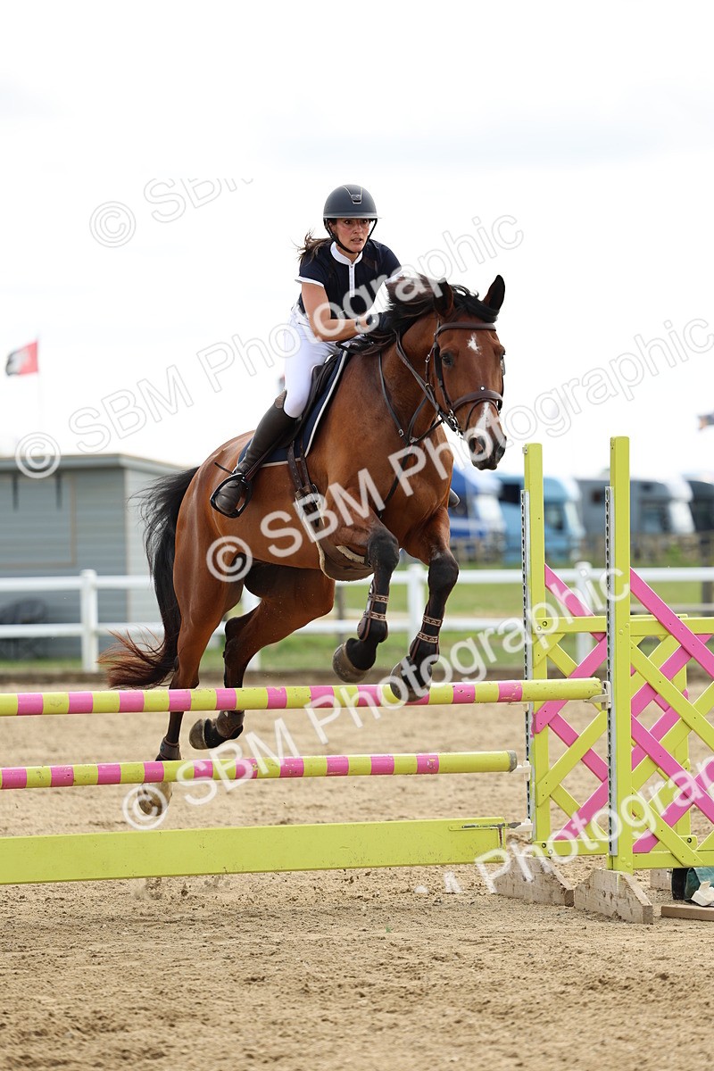 SBM_005239 - Class 18 - Senior 1.05m Open