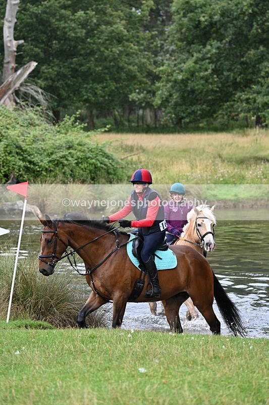 WJ7_6944 - Time at Water 10:01 to 10:27