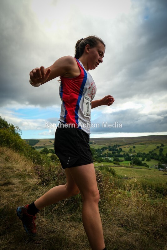 DSCF5351 - Reeth Fell race seniors