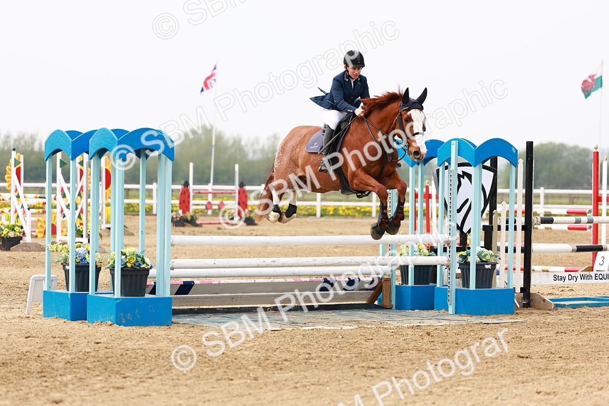  - Class 18 - Senior Newcomers - 1.10m