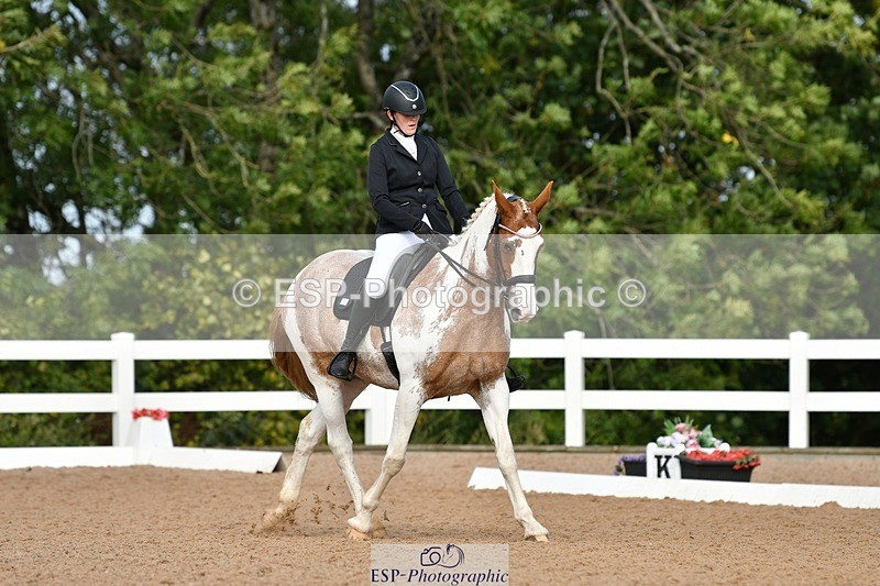 250906-095830-00523 - 090-Isabel.LawsonIn.the.pink