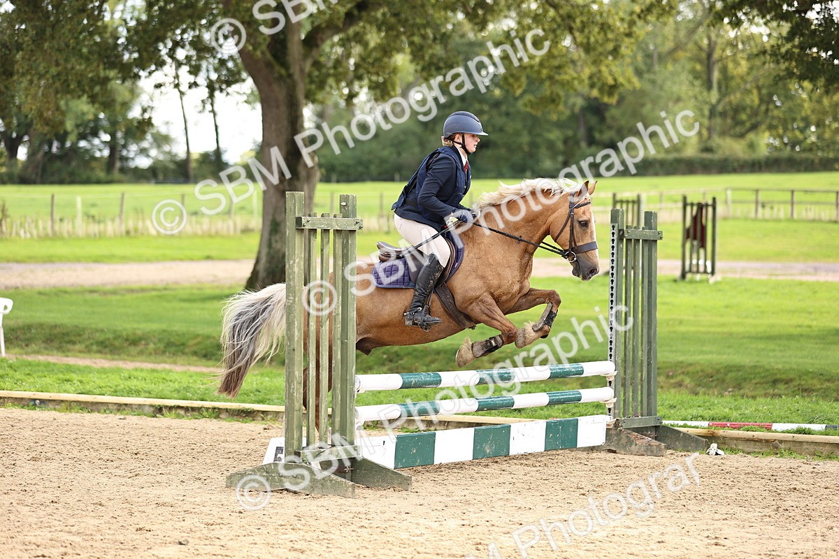 SBM_48011 - J9 - Junior Pony 70cm Championship