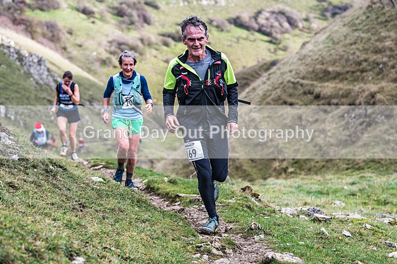 Litton-528 - Litton Christmas Cracker Fell Race (Limestone Series) Sunday 14th December 2025