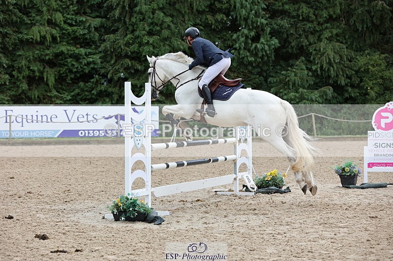 250705A-174237-16605 - Cls 37 1.05m Amateur Quali