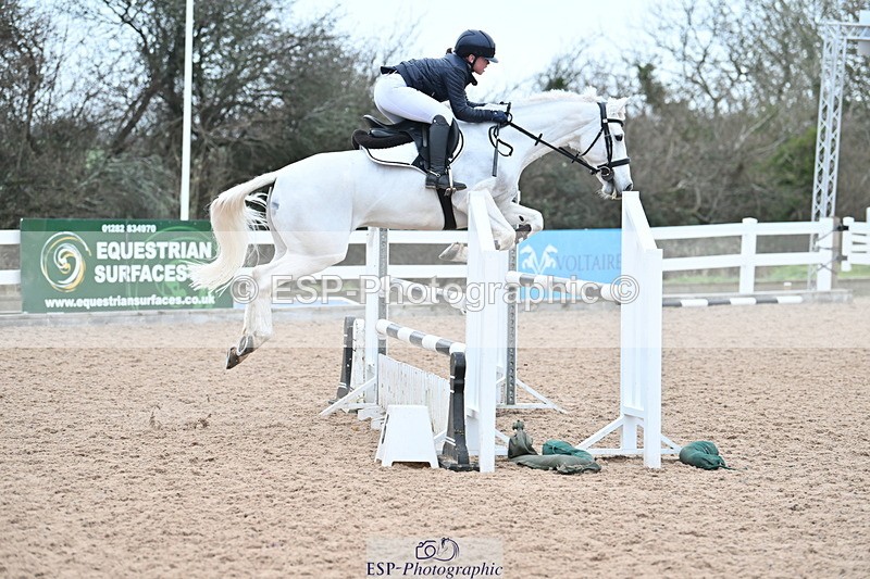 240128A-130857-01207 - Cls 5 Pony Foxhunter