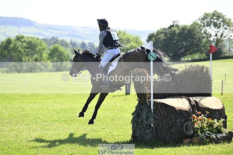 240525-094004-11964 - 303-KILLEENHOUSESTUD_OBOS_16-Tom_D_Crisp