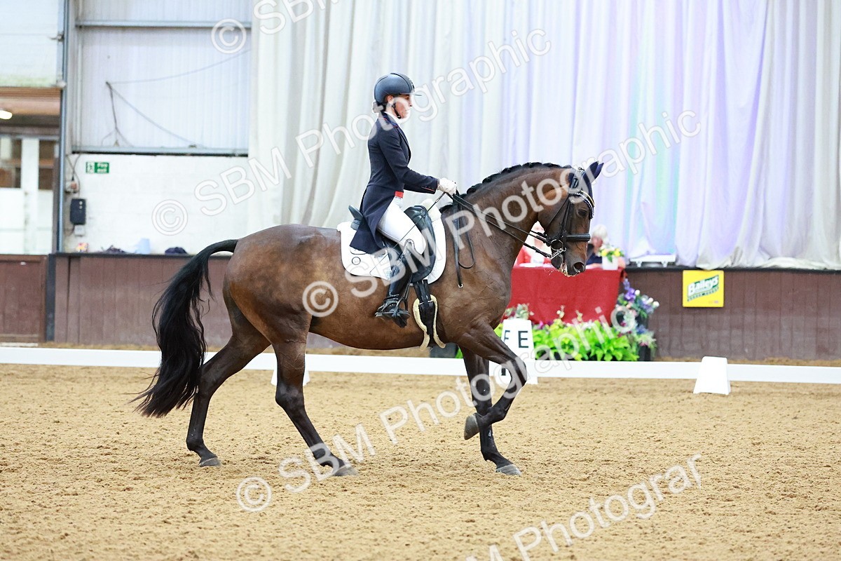 SBM_007969 - Class 9 - FEI INT II - 16.54.17.57